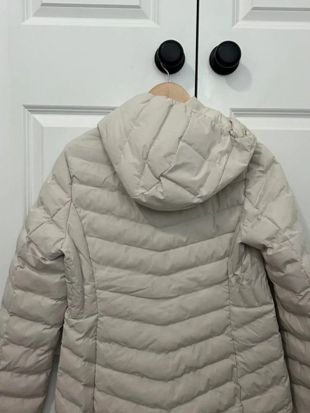 32 Degrees Women's White and Cream Jacket
